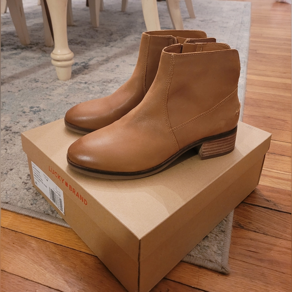 Lucky Brand Tan Leather Ankle Boots